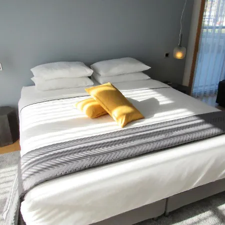 Panoramic In Travel, Parque Nacoes Apartman *